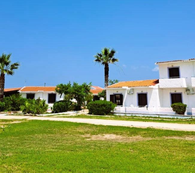 Kefalonia Beach Hotel & Bungalows Lixouri Buitenkant foto